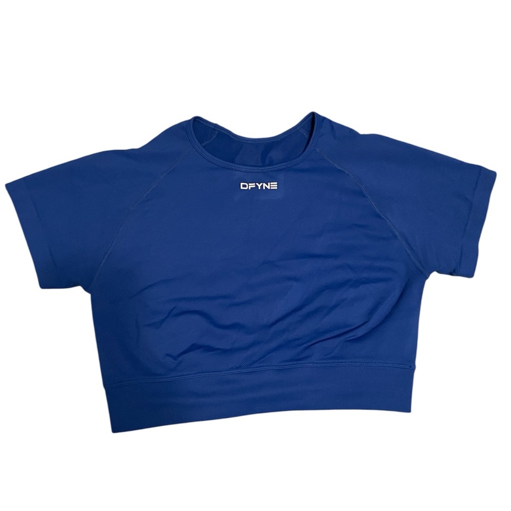 DFYNE Crop Performance Top
